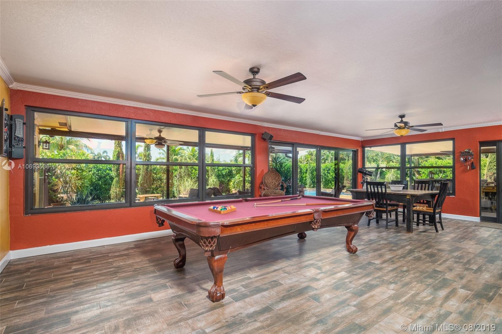18900 Southwest 61st Manor Southwest Ranches, FL 33332 - Photo 12 of 46 Gallery Image 12