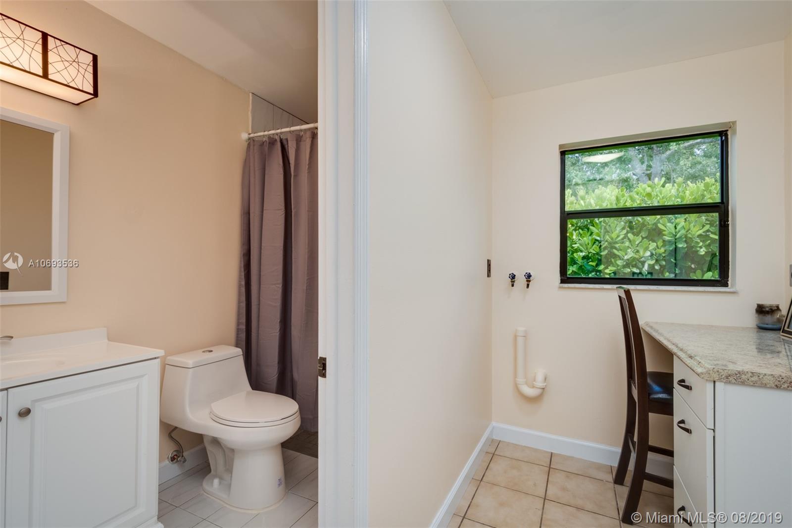 18900 Southwest 61st Manor Southwest Ranches, FL 33332 - Photo 38 of 46 Gallery Image 38