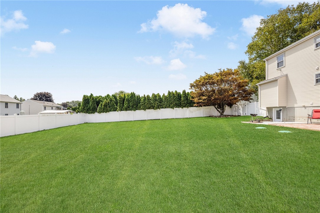 50 Sycamore Drive Cranston, RI 02921 - Photo 20 of 22