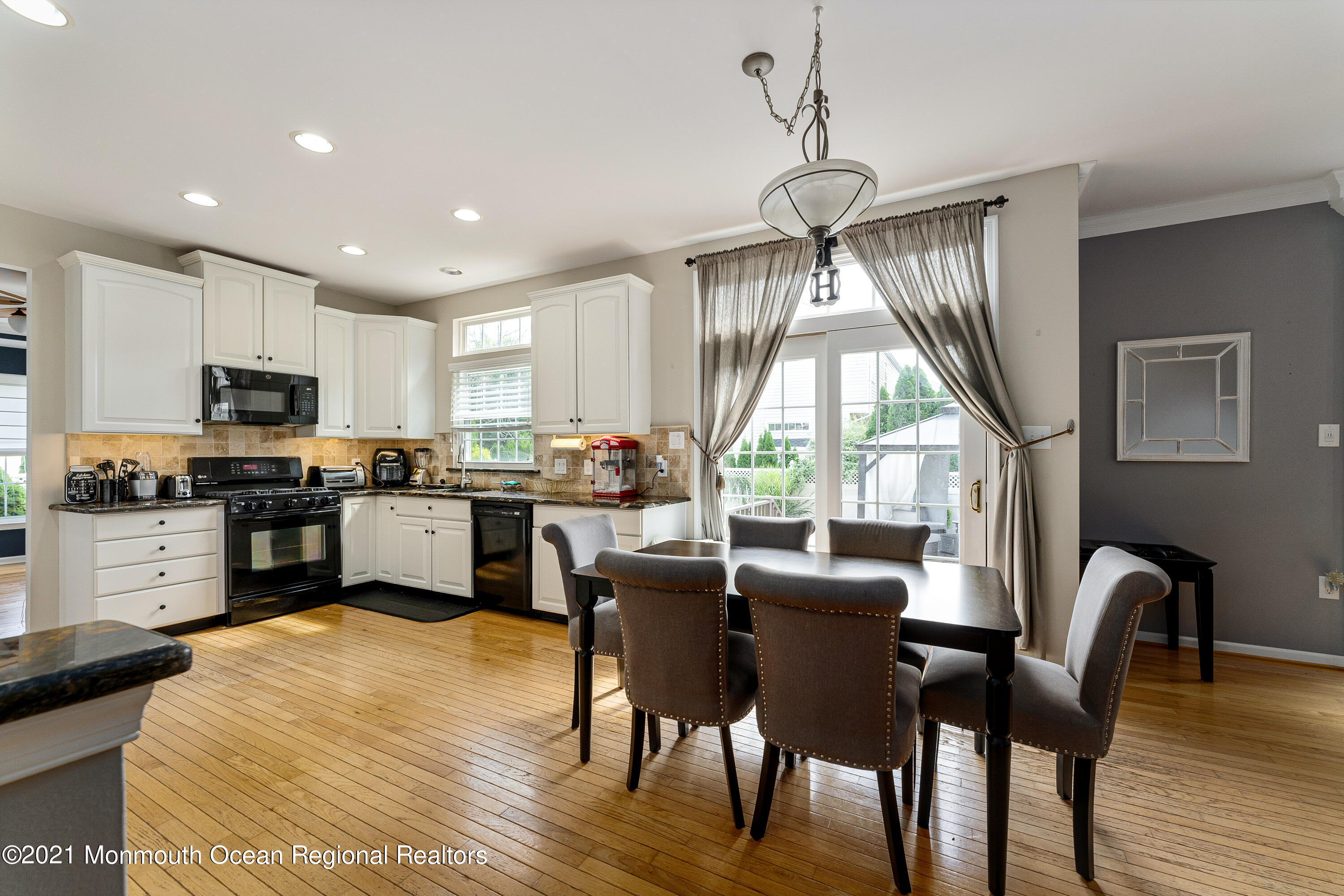 11 Tupelo Road Bayville, NJ 08721 - Photo 18 of 67 Kit6