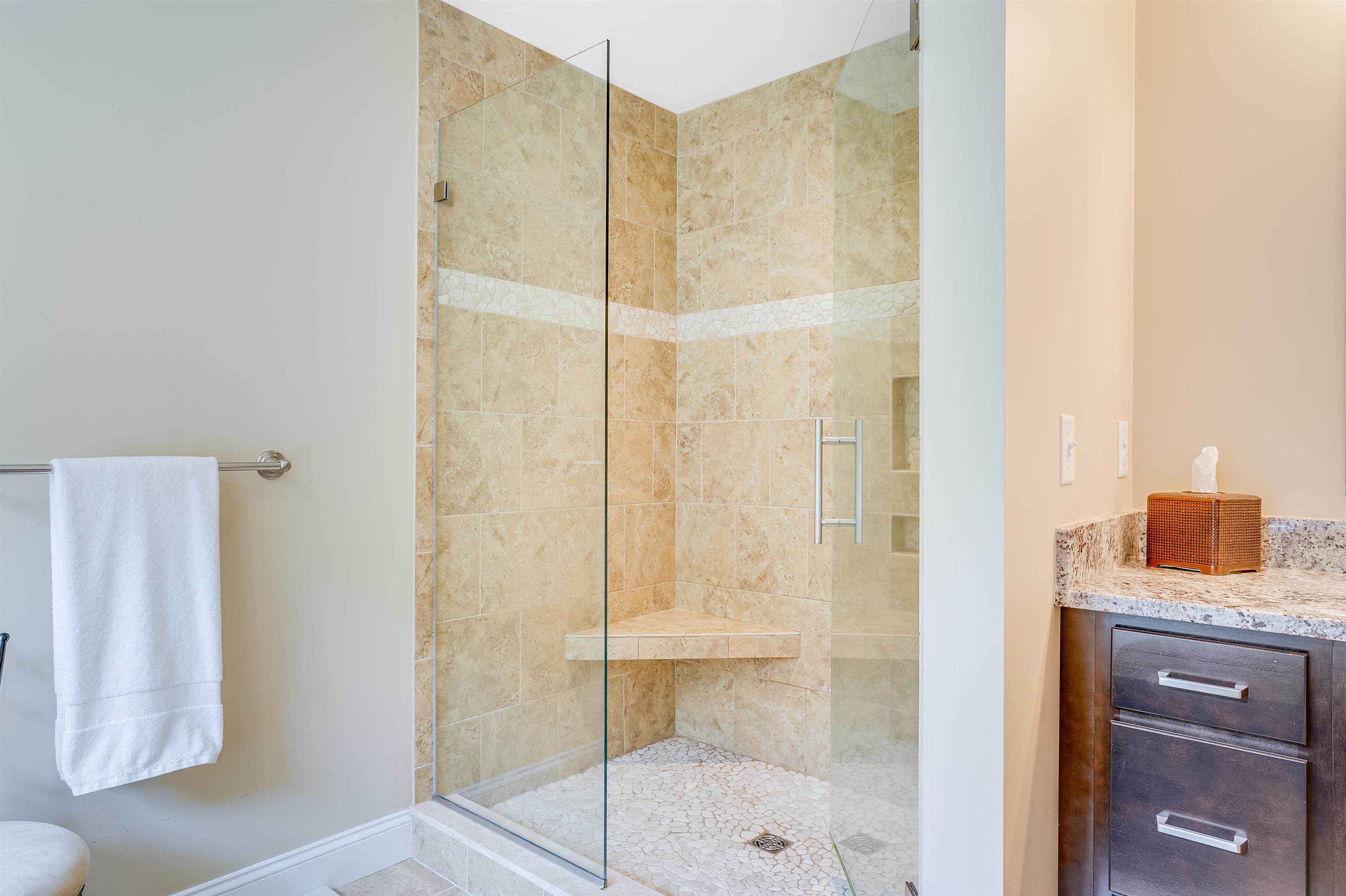 63 Northland Road, Unit 810 Windham, NH 03087 - Photo 23 of 40