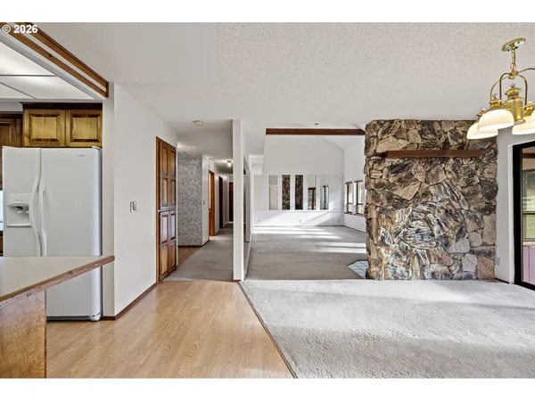 $795,000 | 35982 Shoreview Drive, Dorena, OR 97434