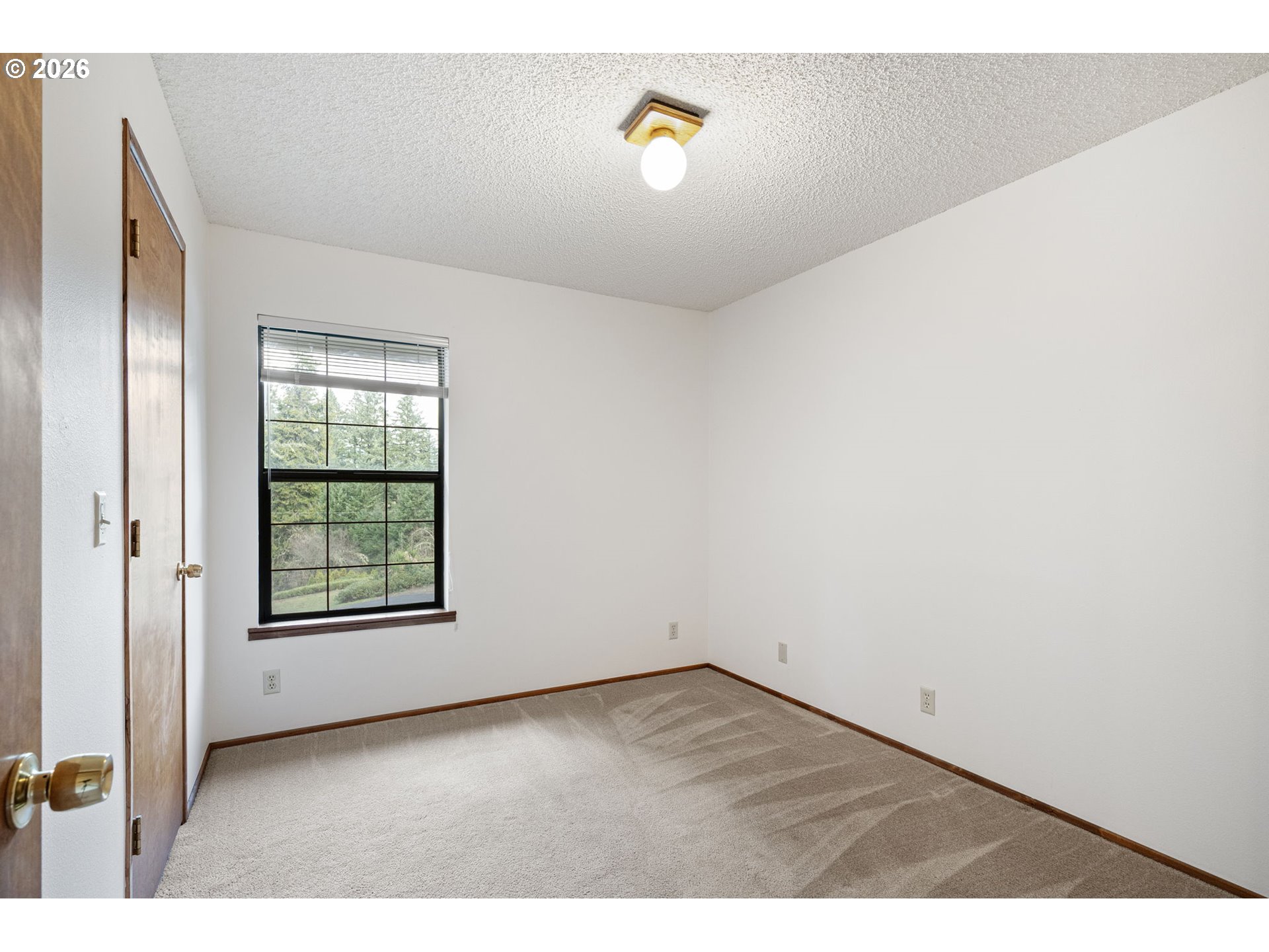 35982 Shoreview Drive Dorena, OR 97434 - Photo 21 of 46 Bedroom