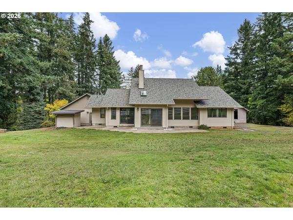 $795,000 | 35982 Shoreview Drive, Dorena, OR 97434