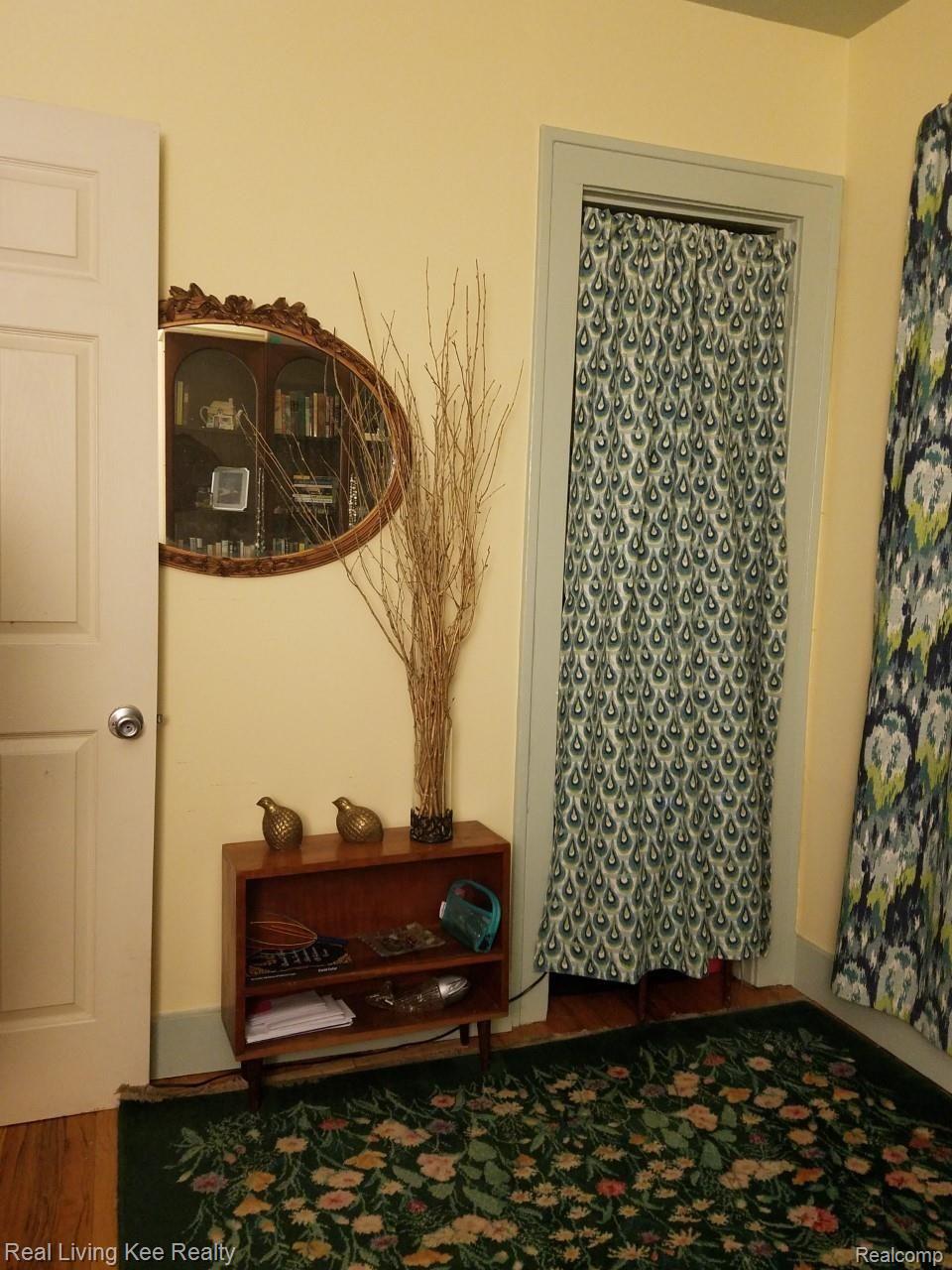 2646 Kenmore Road Berkley, MI 48072 - Photo 9 of 19 bedroom closet.jpg