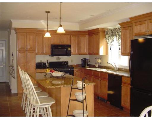 14 Mill Pond Drive Rochester, MA 02770 - Photo 4 of 15