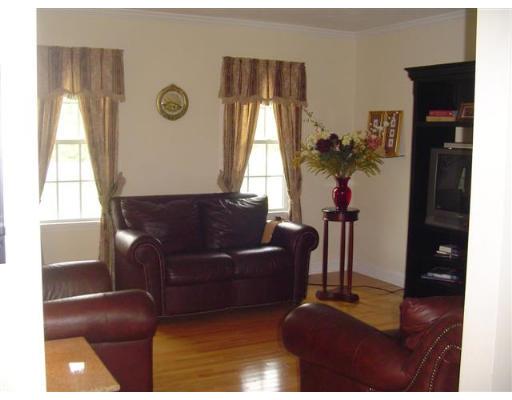 14 Mill Pond Drive Rochester, MA 02770 - Photo 8 of 15
