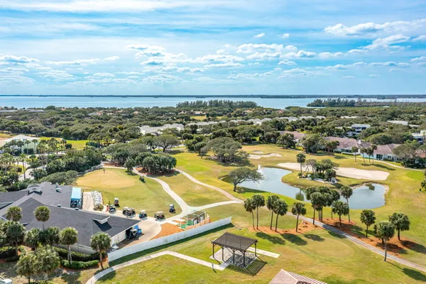 $1,275,000 | 7565 A1A Jimmy Buffett Mem Highway, Melbourne Beach, FL 32951