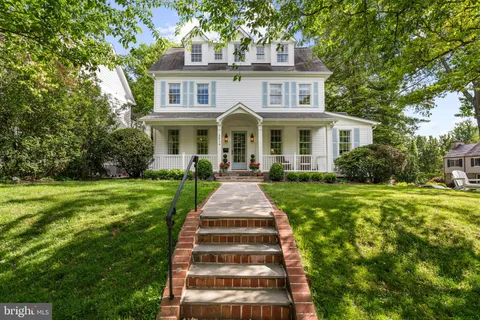 $2,695,000 | 3916 Blackthorn Street, Chevy Chase, MD 20815