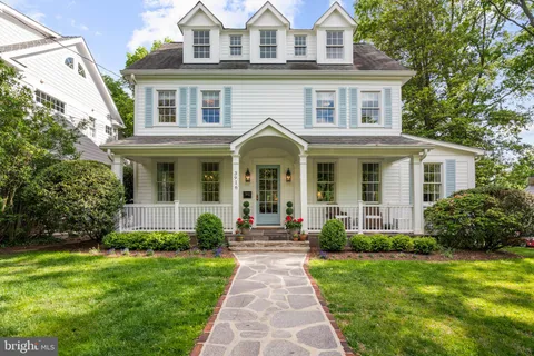 $2,695,000 | 3916 Blackthorn Street, Chevy Chase, MD 20815