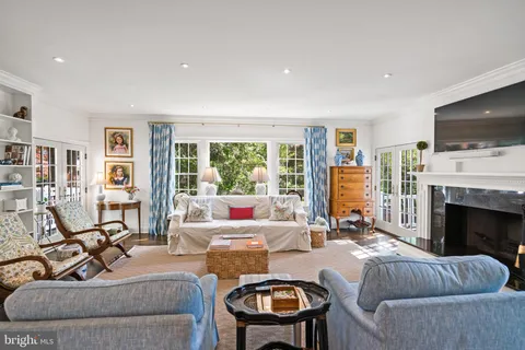 $2,695,000 | 3916 Blackthorn Street, Chevy Chase, MD 20815