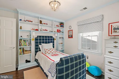 $2,695,000 | 3916 Blackthorn Street, Chevy Chase, MD 20815