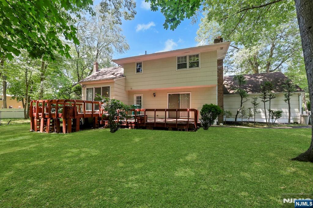 281 Rivara Court Ridgewood, NJ 07450 - Photo 38 of 41