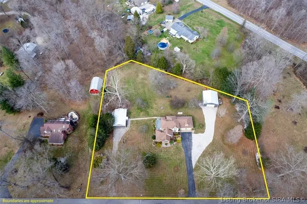 $525,000 | 3415 Whispering Woods Drive Northeast, New Salisbury, IN 47161