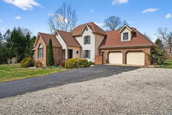 $525,000 | 3415 Whispering Woods Drive Northeast, New Salisbury, IN 47161