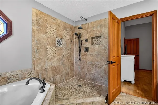 $525,000 | 3415 Whispering Woods Drive Northeast, New Salisbury, IN 47161