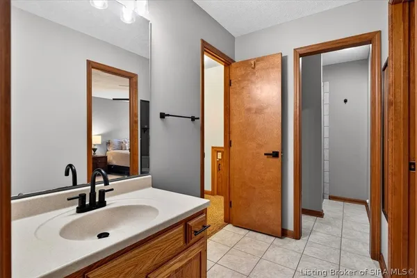 $525,000 | 3415 Whispering Woods Drive Northeast, New Salisbury, IN 47161
