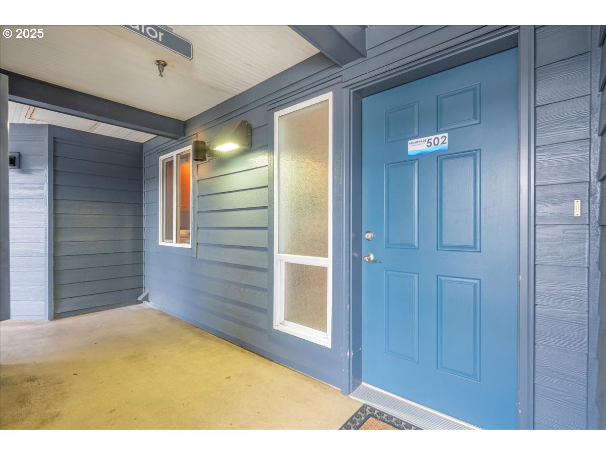 361 South Promenade, Unit 502 Seaside, OR 97138 - Photo 8 of 46 a view of an empty room