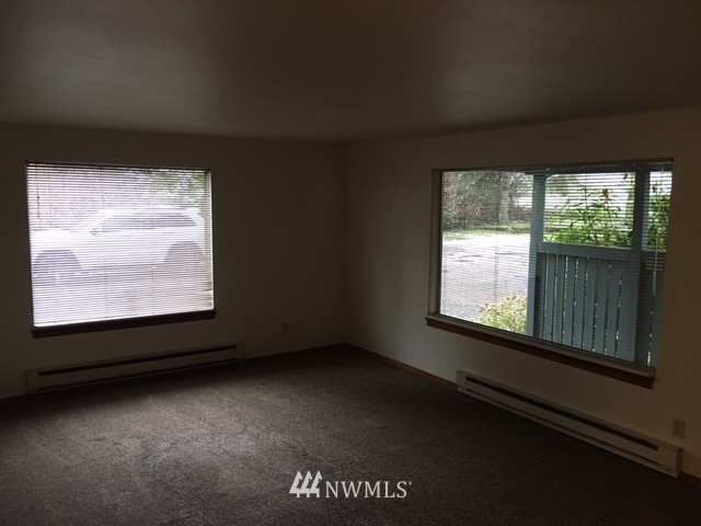 19007 Yew Way Snohomish, WA 98296 - Photo 3 of 9