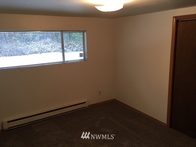 19007 Yew Way Snohomish, WA 98296 - Photo 5 of 9