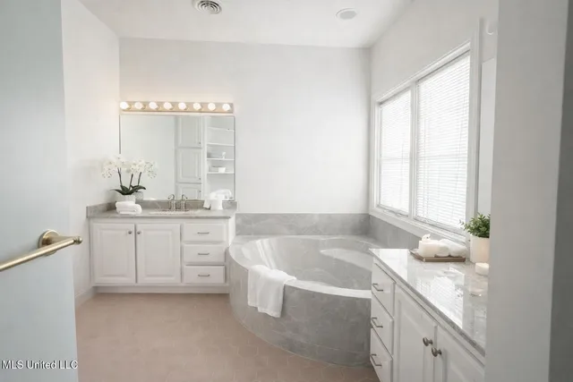 $170,000 | 33 Autumn Woods Drive, Jackson, MS 39206