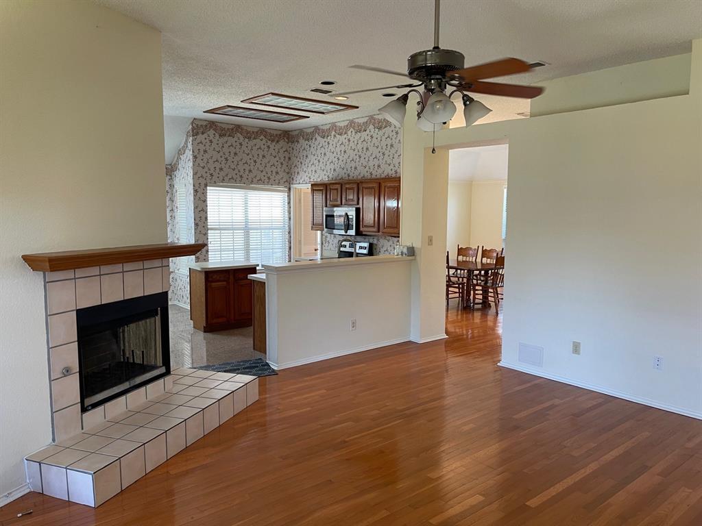 1520 Mission Ridge Trail Carrollton, TX 75007 - Photo 7 of 19