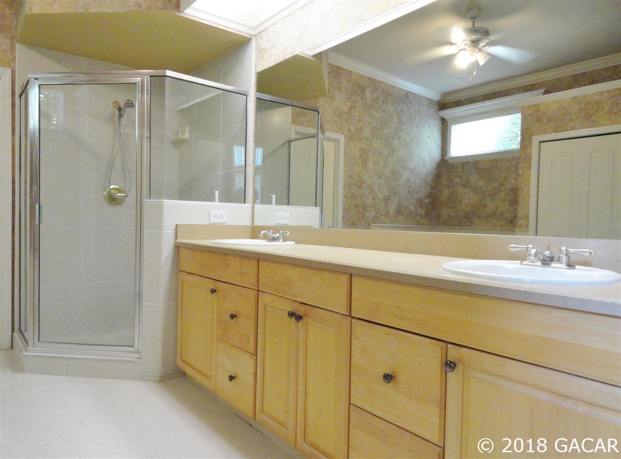 1015 Southwest 105 Terrace Gainesville, FL 32607 - Photo 23 of 30