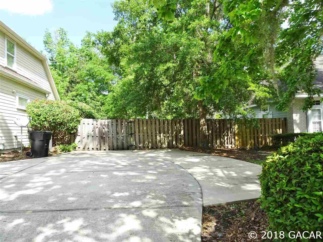 1015 Southwest 105 Terrace Gainesville, FL 32607 - Photo 4 of 30