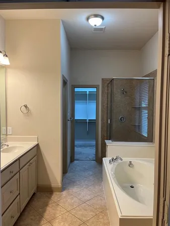 $3,400 | 817 La Cima, Irving, TX 75039
