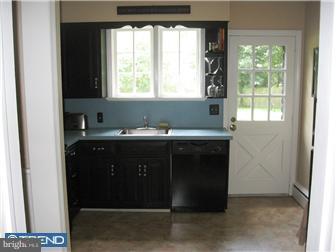 1532 Makefield Road Yardley, PA 19067 - Photo 5 of 12 Gallery Image 5
