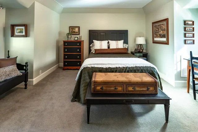 $2,400,000 | 661 Market Street, Winona, MN 55987