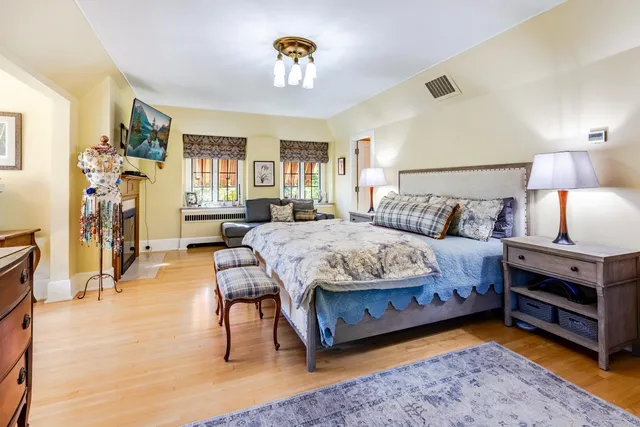 $2,400,000 | 661 Market Street, Winona, MN 55987