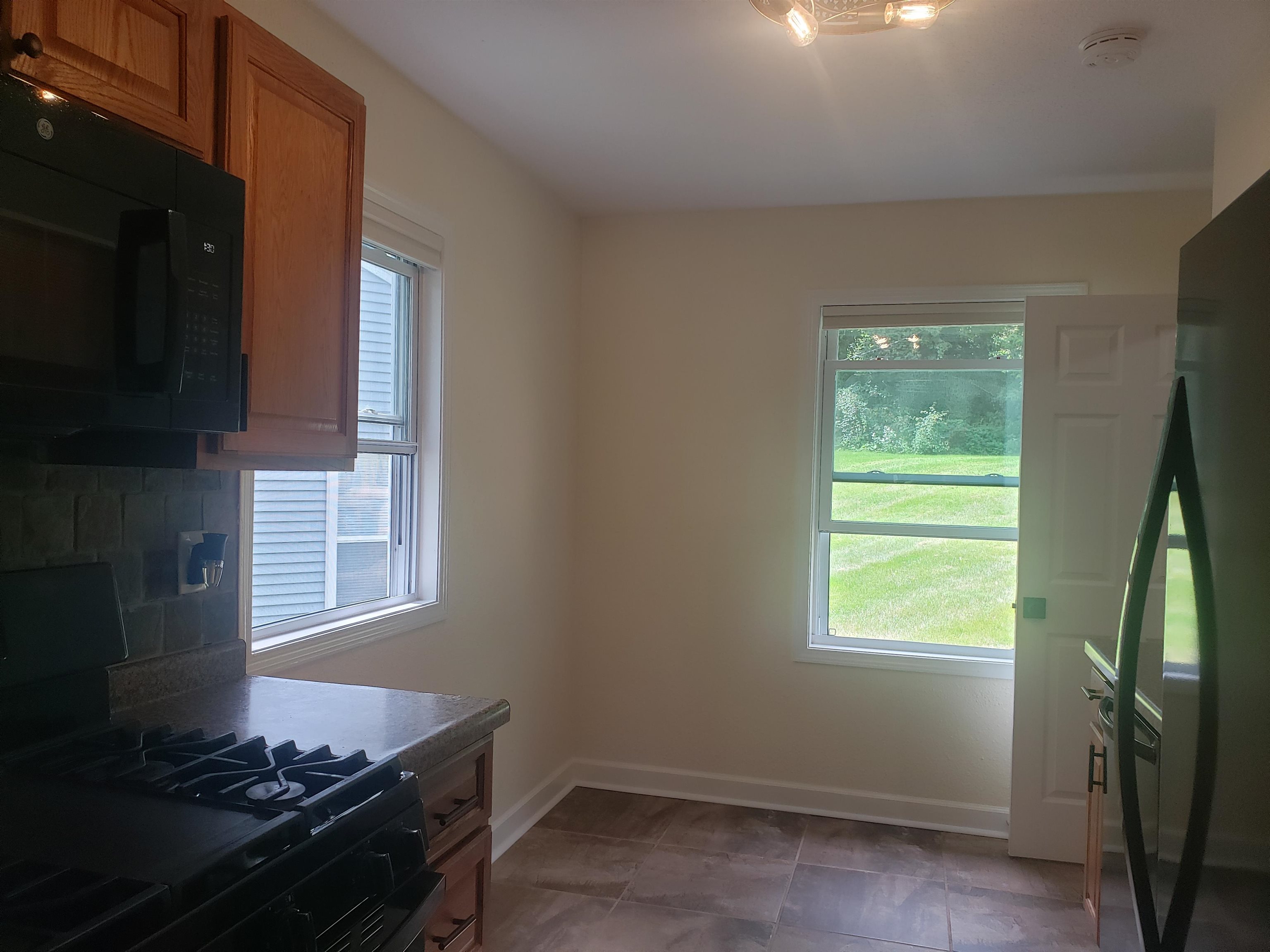 26 Craig Avenue Madison, WI 53705 - Photo 11 of 24