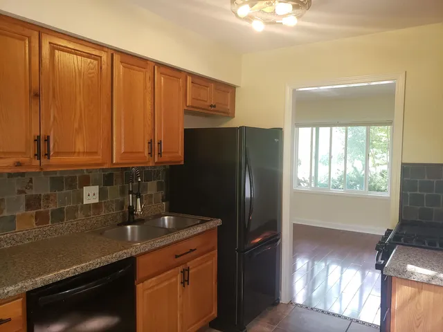 $220,000 | 26 Craig Avenue, Madison, WI 53705