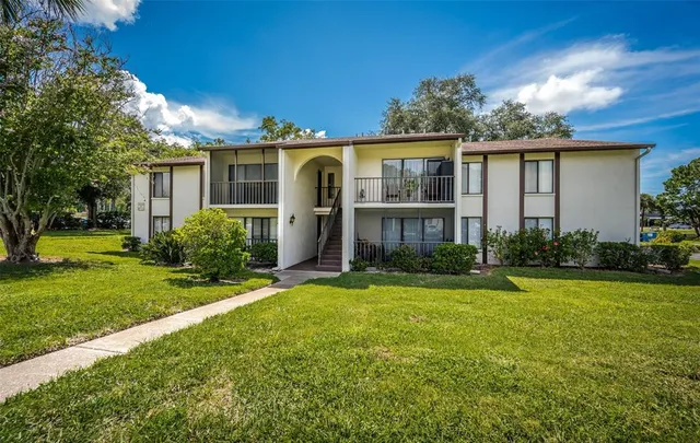 $199,900 | 2522 Pine Ridge Way South, Unit A2, Palm Harbor, FL 34684