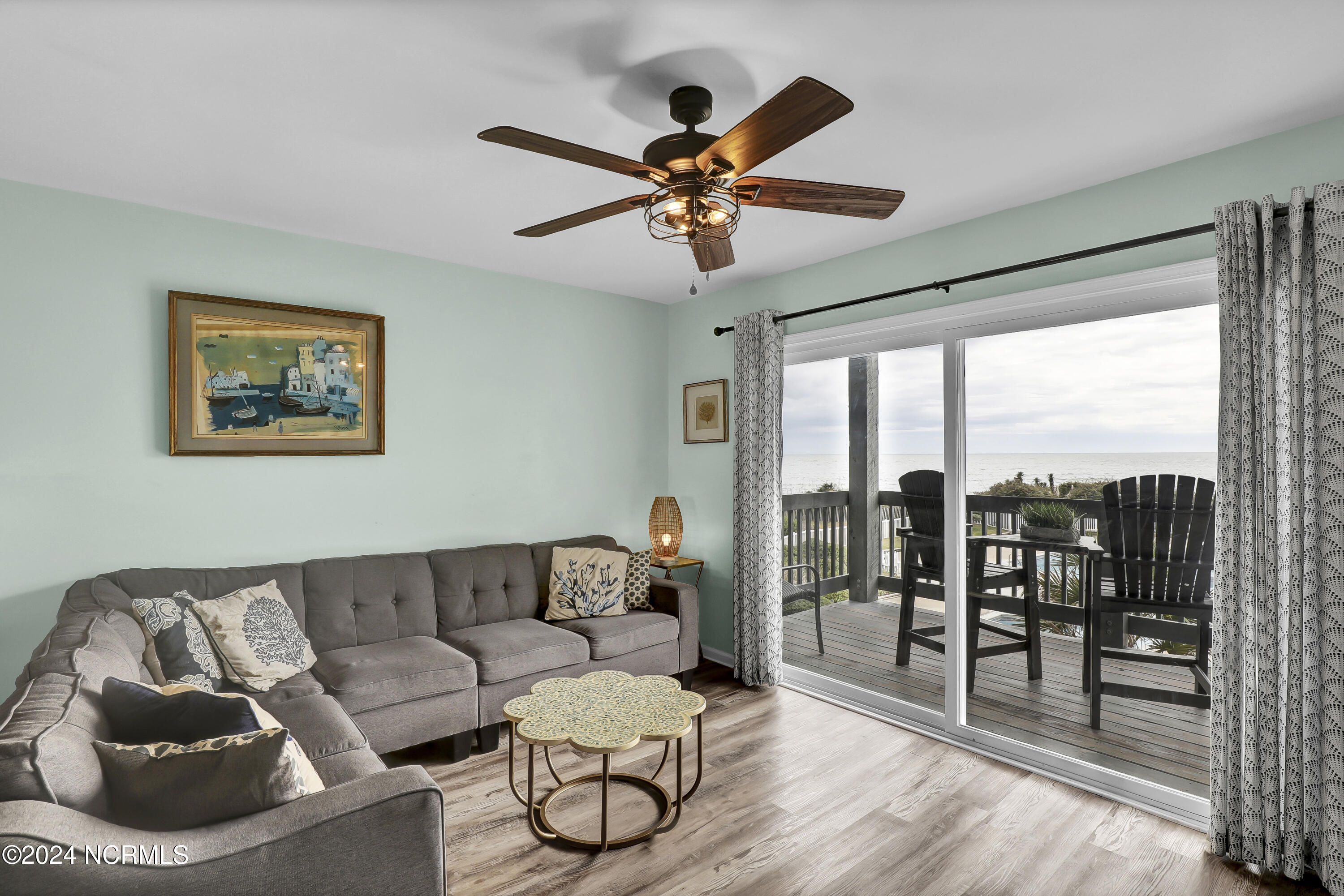 1928 New River Inlet Road, Unit 207 North Topsail Beach, NC 28460 - Photo 4 of 39 006_6g8a7275_134