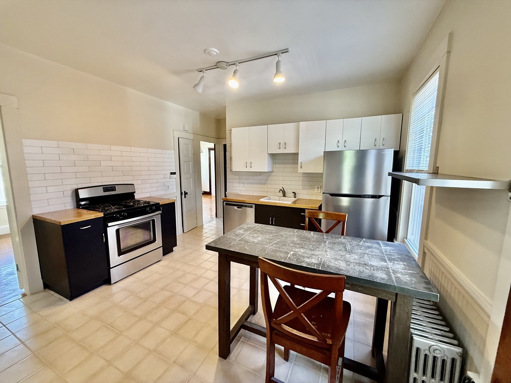 7 Chase, Unit 3 Boston, MA 02125 - Photo 8 of 13