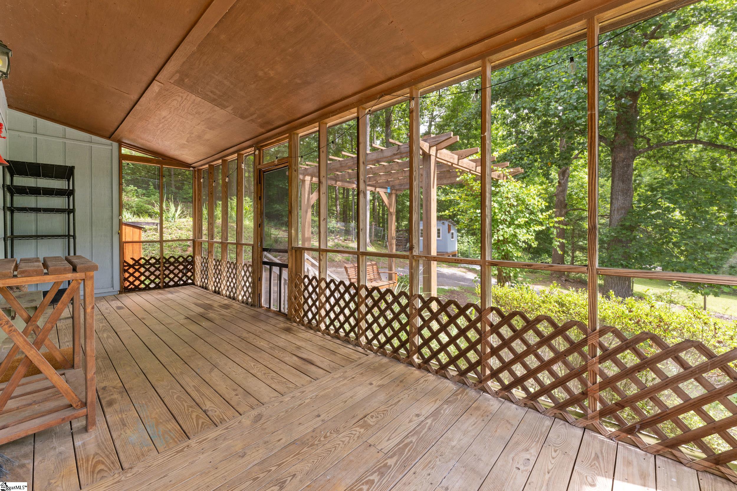 741 Gap Creek Road Marietta, SC 29661 - Photo 7 of 38
