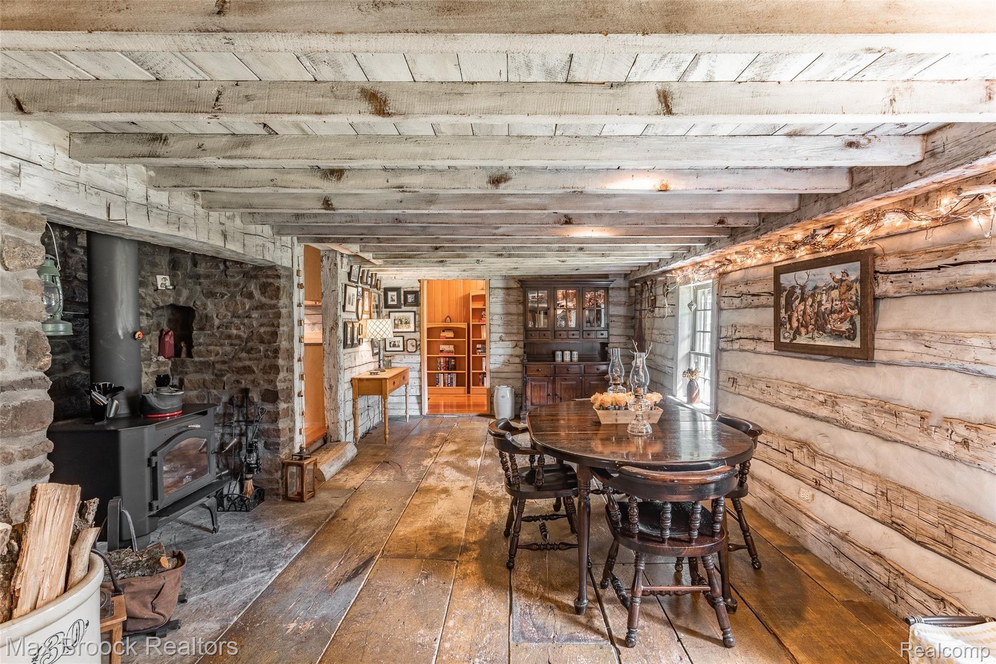 6250 Winkler Mill Road Rochester, MI 48306 - Photo 13 of 56 244A2076-HDR-2.jpg