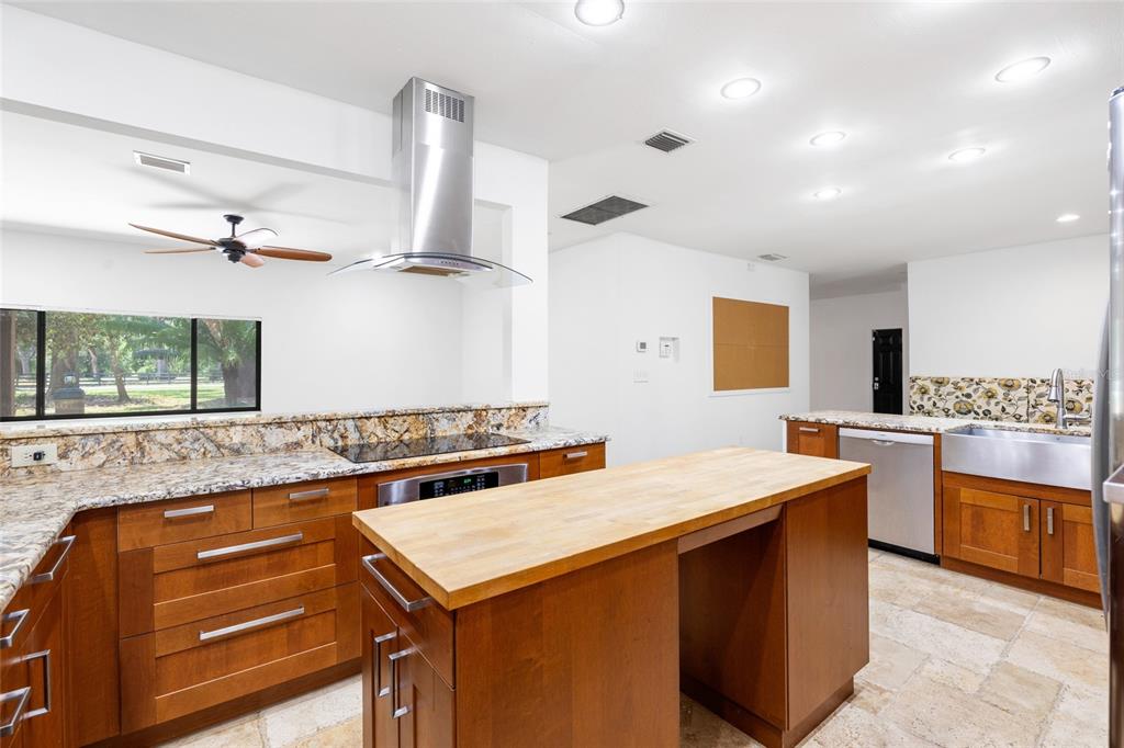 181 North Smokey Mountain Road Seffner, FL 33584 - Photo 19 of 61