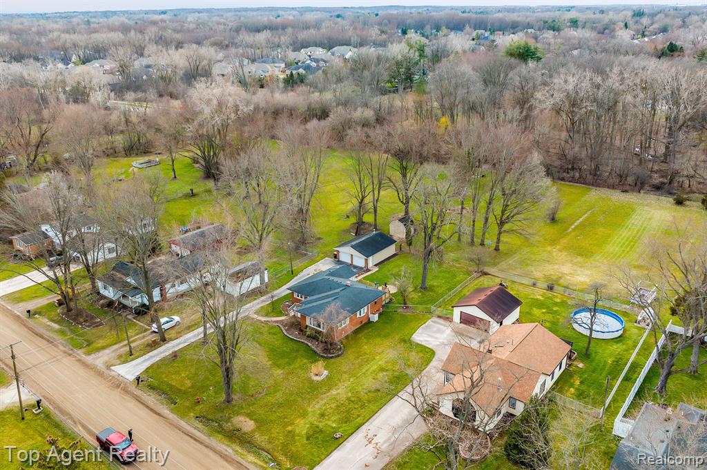 3302 Grant Road Rochester Hills, MI 48309 - Photo 29 of 40