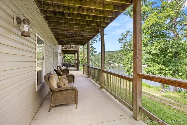 $399,900 | 463 Lindsay Lane, Camdenton, MO 65020