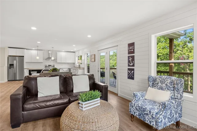 $399,900 | 463 Lindsay Lane, Camdenton, MO 65020