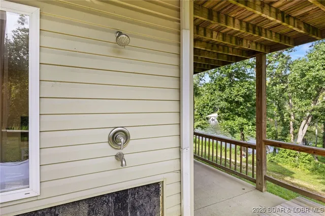 $399,900 | 463 Lindsay Lane, Camdenton, MO 65020