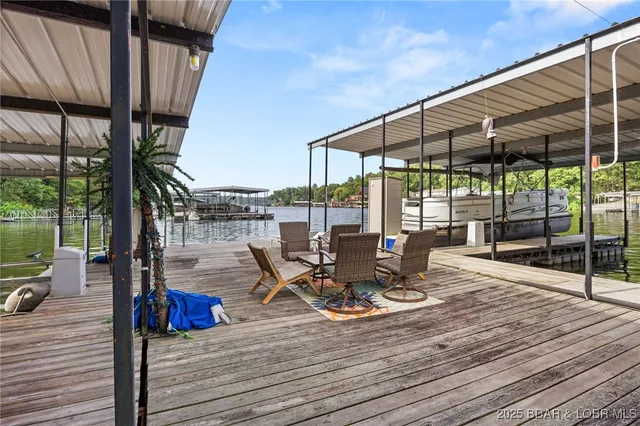 $399,900 | 463 Lindsay Lane, Camdenton, MO 65020