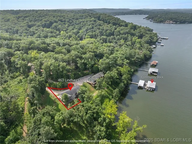 $399,900 | 463 Lindsay Lane, Camdenton, MO 65020