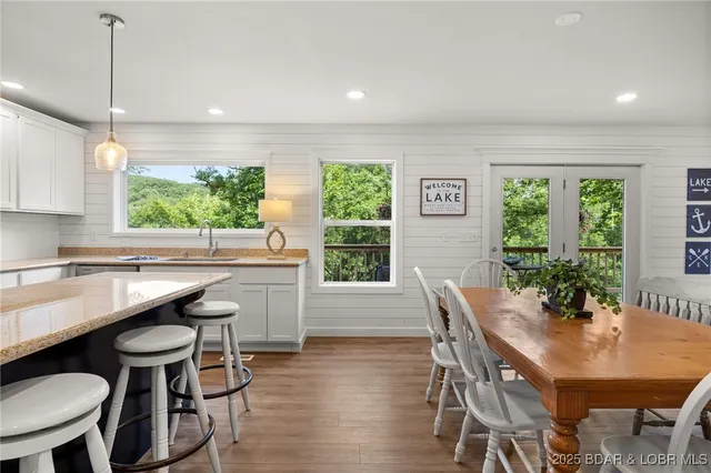 $399,900 | 463 Lindsay Lane, Camdenton, MO 65020