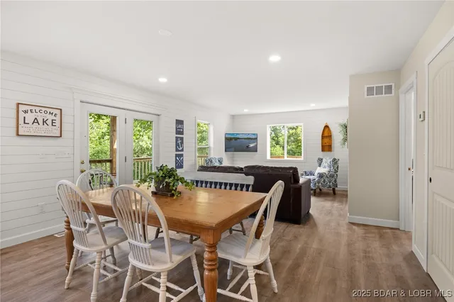 $399,900 | 463 Lindsay Lane, Camdenton, MO 65020