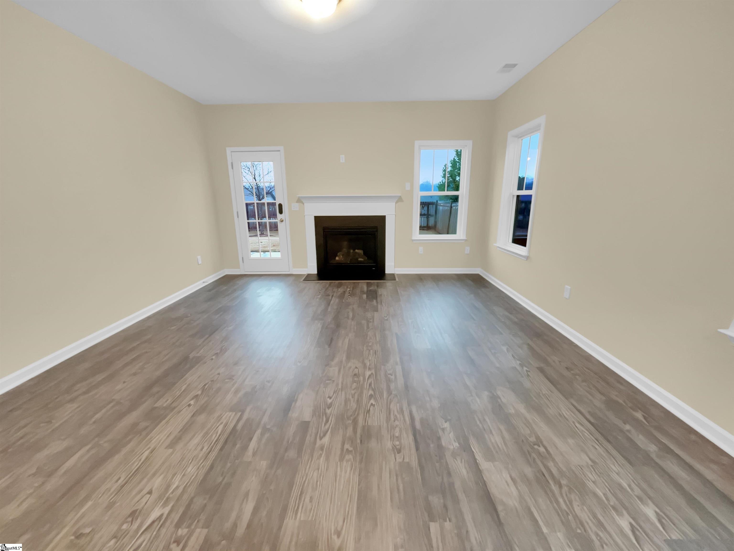 139 Eventine Way Boiling Springs, SC 29316 - Photo 3 of 20