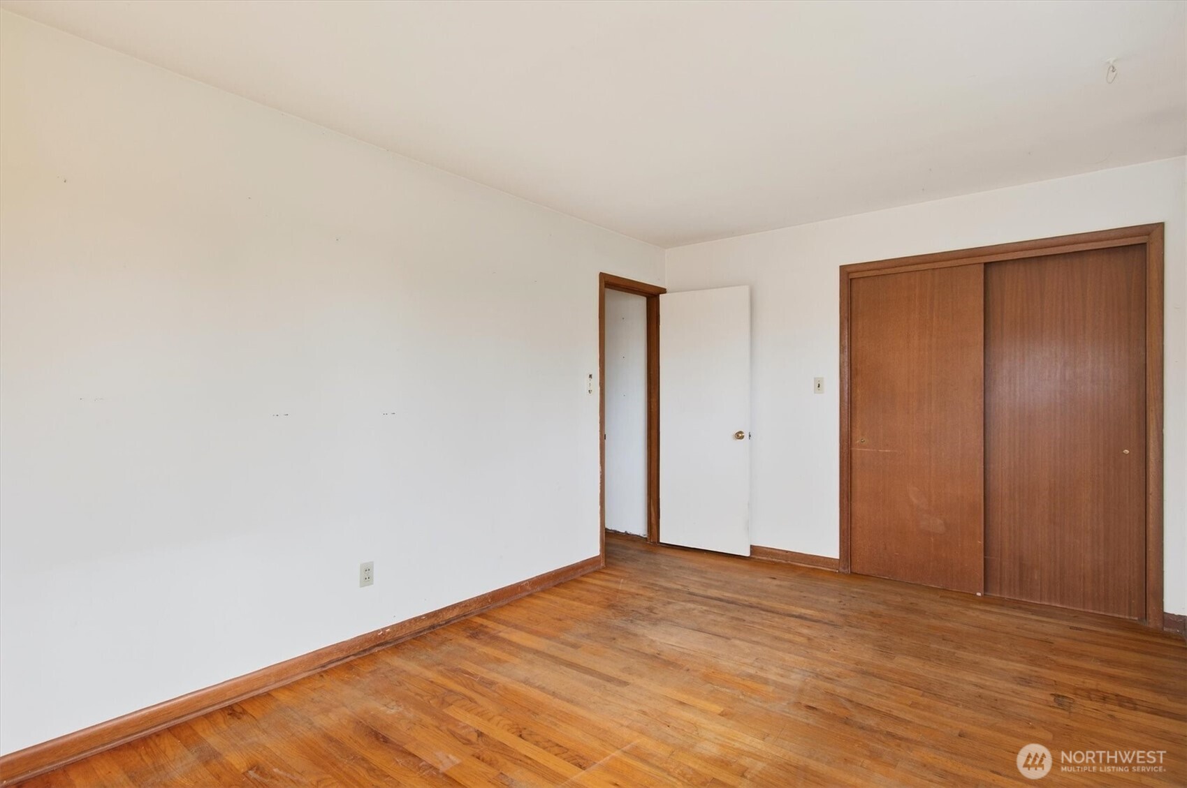 919 Cascade Drive Longview, WA 98632 - Photo 16 of 31 a view of empty room
